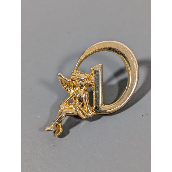 Vintage Guardian Angel Initial Letter D Gold Tone Pin Brooch - Picture 1 of 6